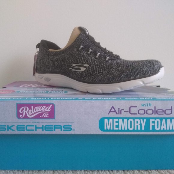 NEW Sketchers Air Cooled Memory foam Relax… - Picture 1 of 9